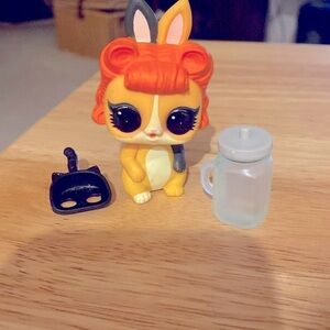 L.O.L Surprise Pet Jitter Critter Bunny with drink cup and scooper.